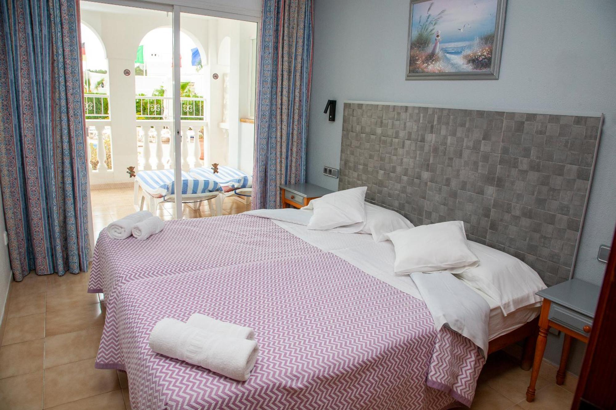 Atalaya Bosque Apartamentos Peguera Dış mekan fotoğraf